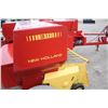 Image 15 : New Holland 311 hayliner small square baler, hydraulic turn, thrower, one owner, low use