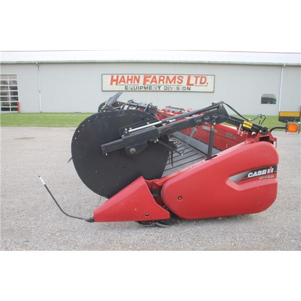 Case/Int 3162 35' flex draper, centre drive knife, 2 section flip over reel, single point hookup, in