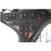 Image 19 : JD 323D track skidsteer, cab, air, 2-speed, hyd coupler, high flow, 1650 hours