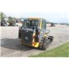 Image 6 : JD 323D track skidsteer, cab, air, 2-speed, hyd coupler, high flow, 1650 hours
