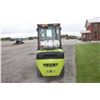 Image 8 : Clark C35L LPG Forklift, cab, 3 stage low profile mast, hyd fork adjust, side shift, 540 hours, well
