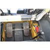 Image 17 : New Holland L218 skidsteer, rops, aux hyd, 2 speed, 12-16.5, 72" bucket, 3837 hours, 2018 model