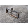 Image 3 : used 2 prong bale spear