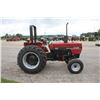 Image 5 : Case/Int 585 2wd tractor, rops, 8 speed, 1 remote, 16.9x30, 2410 hours, one owner