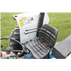 Image 19 : Ford 5030 4wd tractor, rops, Allied 594 loader, QT bucket, 16.9-30, 2 remotes, 8x8 shuttle, 1556 hou