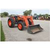 Image 4 : Kubota M6030 4wd tractor, rops, M620 SL loader, 1 remote, 8x8 shuttle, 16.9R28, 6660 hours