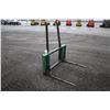 Image 2 : used 2 prong bale spear, JD 500 series hook-up