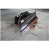 Image 2 : Caterpillar 424-0451 7 1/2' 6 way dozer blade, skidsteer QT, Demo Unit