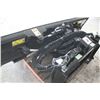 Image 5 : Caterpillar 424-0451 7 1/2' 6 way dozer blade, skidsteer QT, Demo Unit