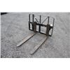 Image 1 : HLA 7500 Lb 48" HD pallet forks, Alo coupler