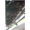 Image 14 : JD 608C Stalkmaster 8 row chopping corn head, knife rolls, hydraulic deck plate, Individual row chop