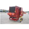 Image 6 : New Holland 644 round baler, net wrap, sileage special, local estate