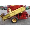 Image 12 : New Holland 354 mixmill, intake and discharge augers, extra screens, well maintained, local retireme