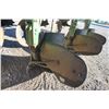 Image 12 : JD 145A 4 furrow plow