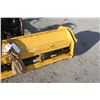 Image 8 : Pro-Fussion 4017, 7' to 12' expandable, reversable snow blade