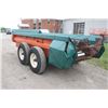 Image 6 : New Idea tandem axle manure spreader, single beater