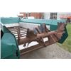 Image 7 : New Idea tandem axle manure spreader, single beater