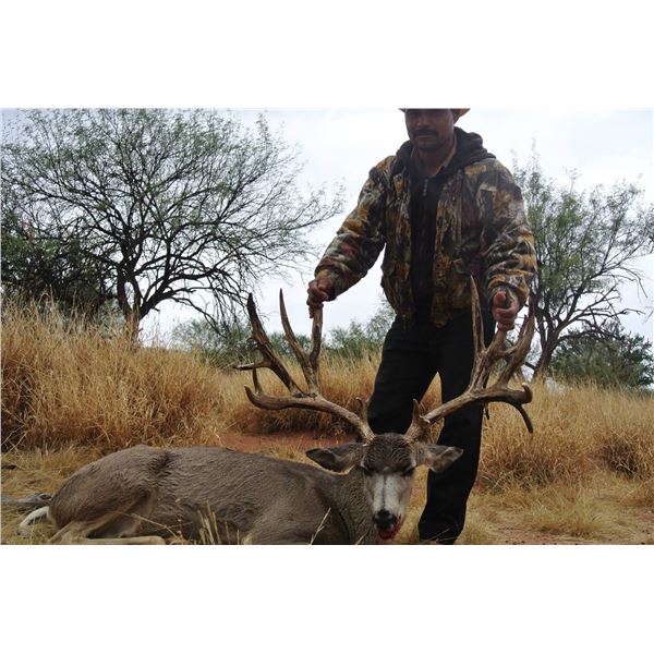 Trophy Mexico Mule Deer Hunt