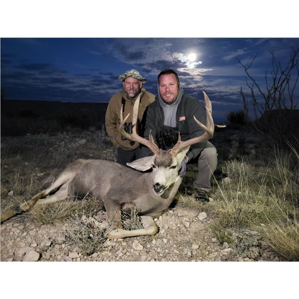 “TAKE A VET HUNTING” TEXAS MULE DEER (IN-HOUSE ONLY) NO ONLINE BIDDING