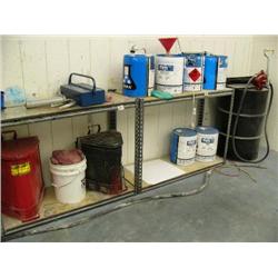 Lot of: 2 metal shelves, drum with pump and safety cans
