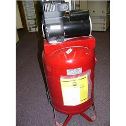 Coleman Air Compressor - 27 gallon tank, 7.7cfm, 40psi, model # CLO 602712, serial # A01610956
