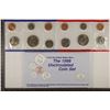 Image 1 : 1998 US MINT SET (UNC) P/D (WITH ENVELOPE)