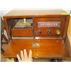 Image 2 : SM. VICTROLA RADIO RECORD CABINET