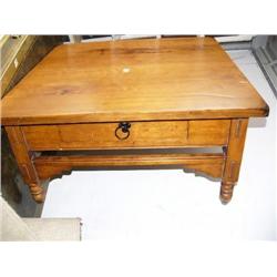 Antique Style Pine Coffee Table with 2 Drawers (55)