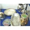 Image 2 : Lot of Silver Plate, Shells, Clock and Christmas Items (55)