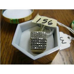 14K Gold and Diamond Ring with Approximately 64 Diamonds (71)