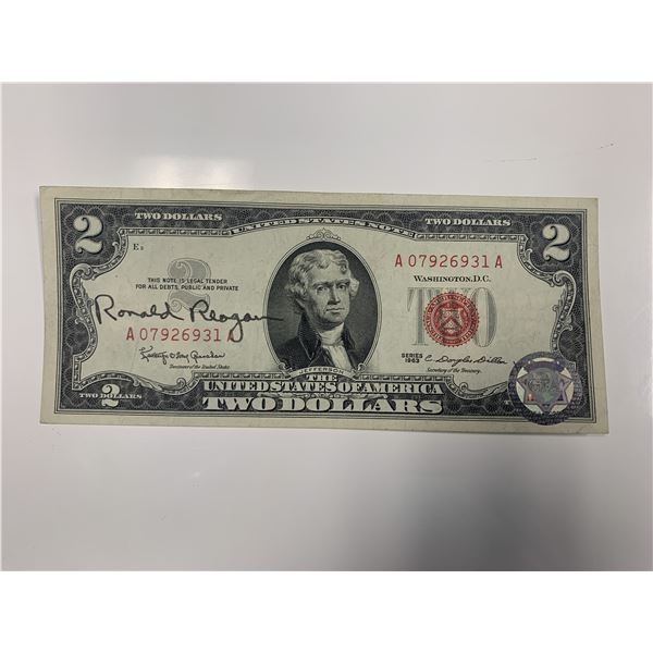 Ronald Reagan signed 2 dollar bill. GFA authenticated