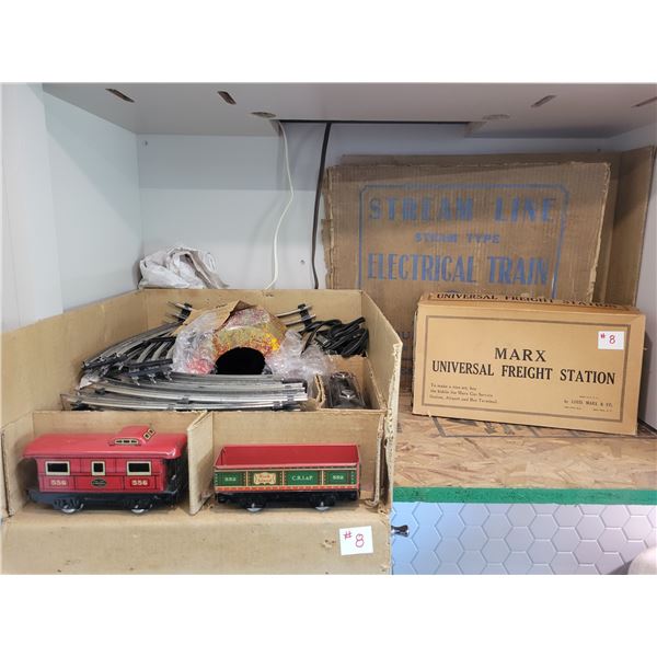 Circa 1950s Marx train set complete