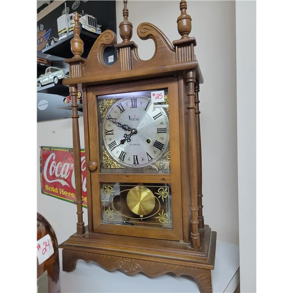 working gingerbread clock