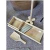 Image 1 : Cabbage cutter, wooden press and spoon