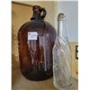 Image 1 : old jug and bottle