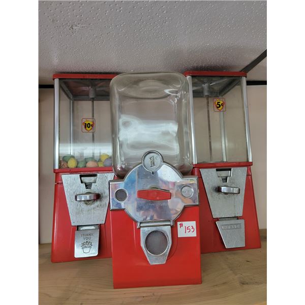 3 gumball machines