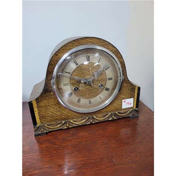 Mantle clock (working)