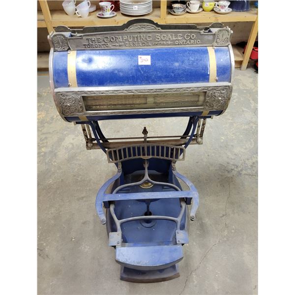 Old scale made by The Computing Scale Co.