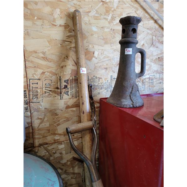 C.N. rail car mover with shovel & screw jack