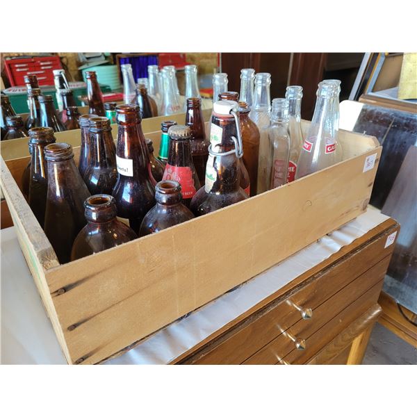 Assort. bottles and wooden case