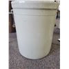 Image 2 : 10-gal Medalta crock