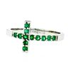 Image 4 : NEW 14k White Gold 0.25 ctw Round Green Emerald Curved Sideways Cross Band Ring