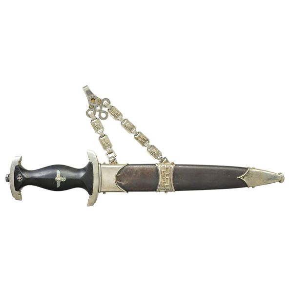 WWII GERMAN CHAINED SS DAGGER.