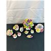 Image 1 : Assortment of China Flower Arrangements