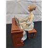 Image 1 : Goebel Crafts Woman Playing Piano Figurine. Limited Edition 504/800