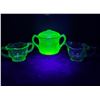 Image 1 : 3 Pieces Uranium Glass