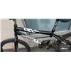 Image 2 : BLACK ROCK AND ROLL AVIGO BMX BIKE