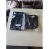 Image 1 : 2 NEW ADIDAS APPAREL BOAS LS TEE SIZE M AND CUTLINE TP PANTS XL