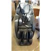 Image 2 : AS NEW INSIGNIA ZERO GRAVITY MASSAGE CHAIR - TESTED AND WORKING, RETAIL $1999