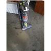 Image 3 : HOOVER AIR LITE UPRIGHT VACUUM